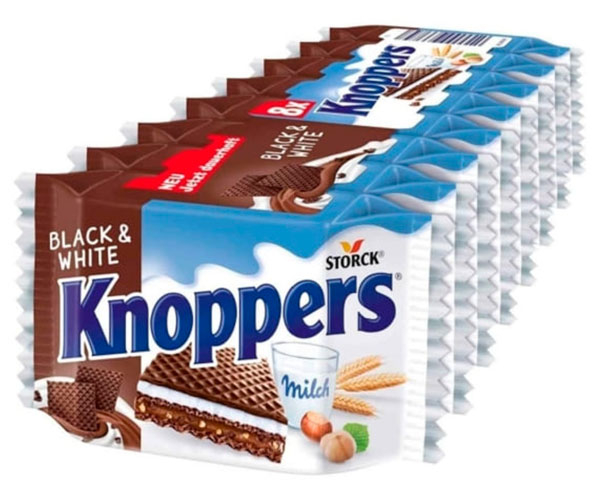 Вафлі Knoppers Black and White 8 шт 200 г