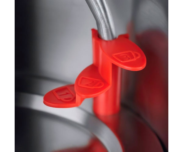 Электрочайник Russell Hobbs Colours Plus Mini бежевый 1 л особенности