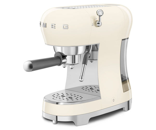 Кофеварка SMEG ECF02CREU кремовая купить