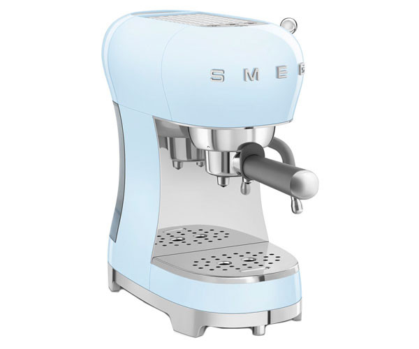 Кофеварка SMEG ECF02PBEU голубая