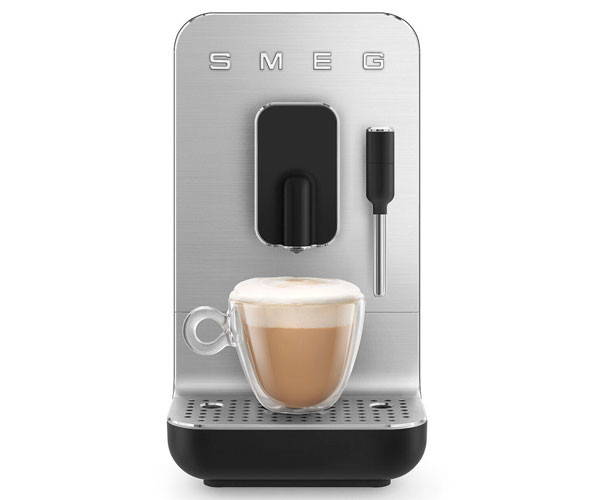 Кофемашина SMEG BCC12BLMEU черная купить