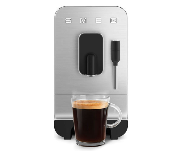 Кофемашина SMEG BCC12BLMEU черная цена