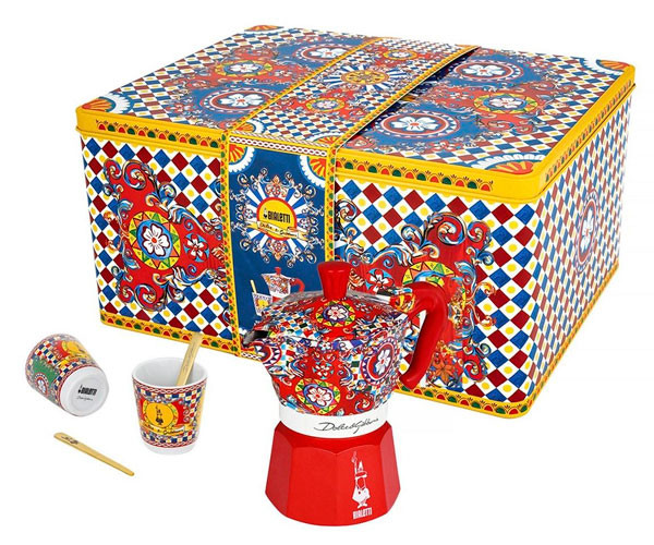 Набор Гейзерная кофеварка Bialetti х Dolce & Gabbana Moka Express на 2 чашки 90 мл + набор чашек с мешалками