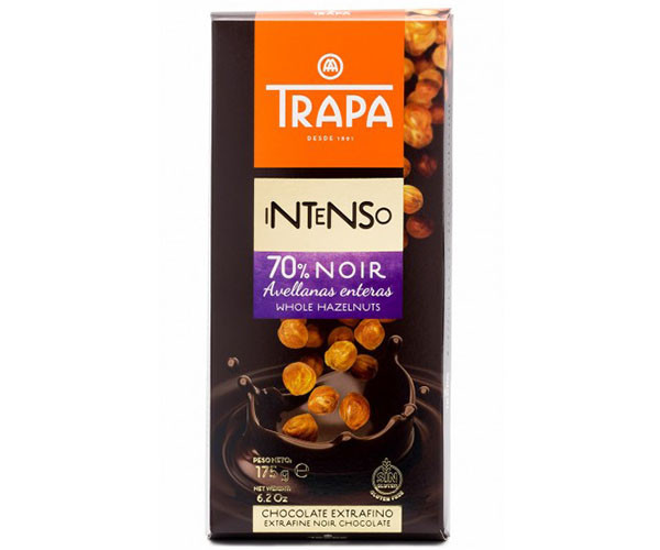 Черный шоколад Trapa Intenso 70% с цельным фундуком 175 г - фото-1