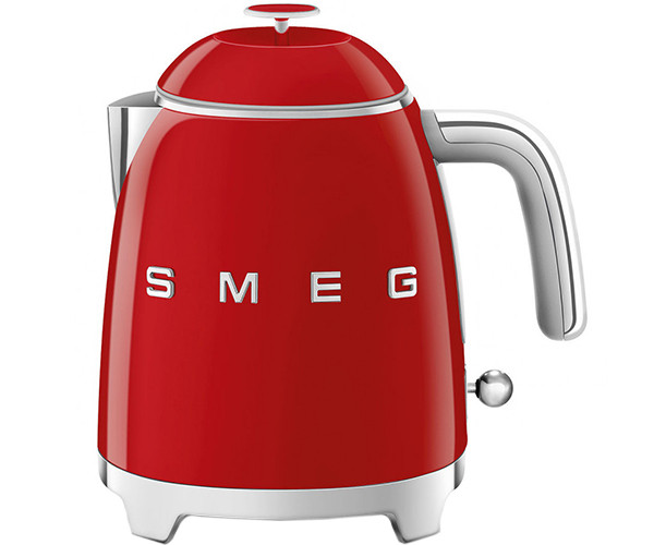 Электрочайник SMEG KLF05RDEU красный 800 мл