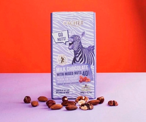 Молочный шоколад Cachet Tanzania Dark 40% Mixed Nuts 180 г - фото-3