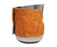 Питчер MHW-3BOMBER Turbo Silver в кожаном чехле без ручки 450 мл