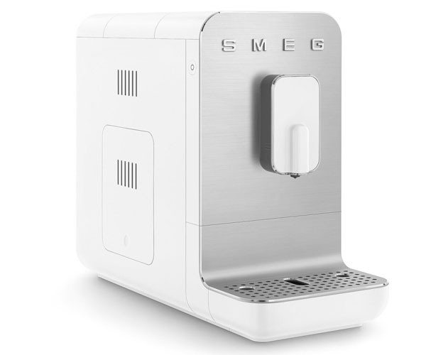 Кофемашина SMEG BCC11WHMEU белая цена