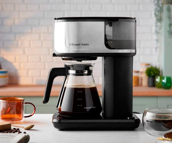 Капельная кофеварка Russell Hobbs 26840-56 Attentiv особенности