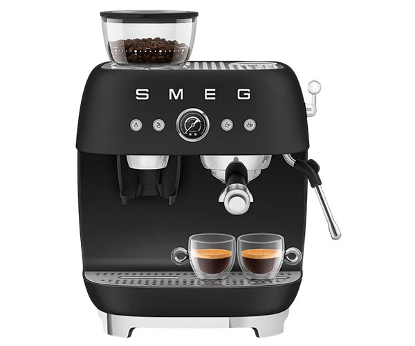 Кофеварка SMEG EGF03BLMEU черная особенности